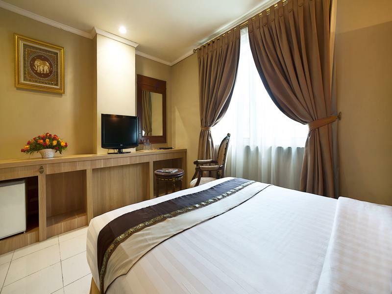 Olympic Hotel Jakarta Buitenkant foto